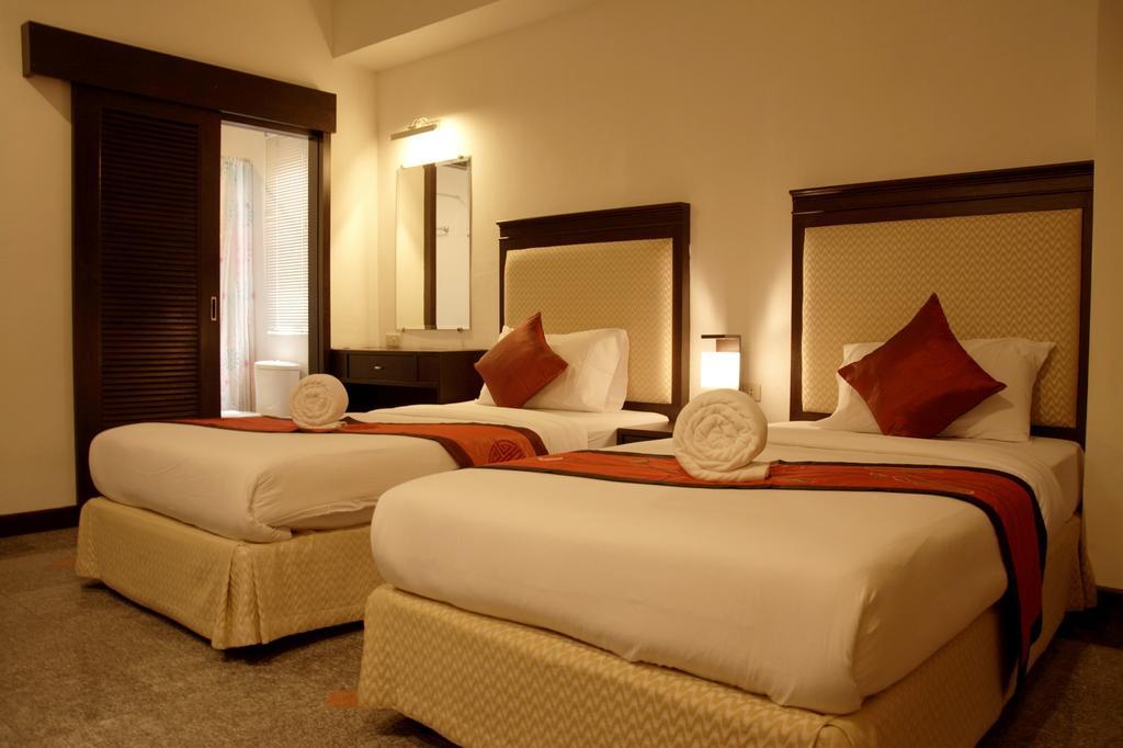 Washington Residence Phuket Room photo